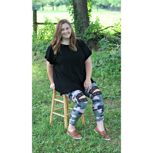 Shirley & Stone Lace Ankle Leggings, Camo - Picture 2 of 2